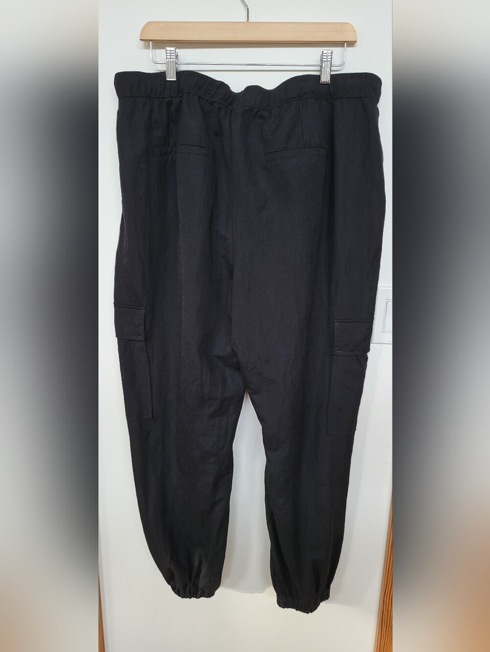 Reitmans Black Cargo Jogger Pants - Linen Look - Picture 2 of 5